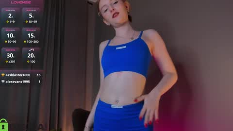 Snapshot of angelwise chatting on October 20, 2:47 am angelwise online show from October 20, 2:47 am