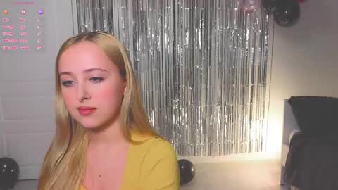  Im Chloe  i do FLASH BOOBS for new fan club online show from February 12, 2:13 am