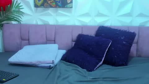 anggie online show from January 17, 11:50 am