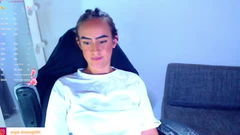 IG angie dreamgirl01 online show from February 12, 4:36 am