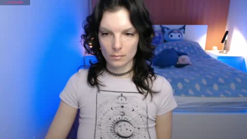 Snapshot of angie_faee chatting on January 20, 4:12 pm angie_faee online show from January 20, 4:12 pm