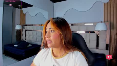 Anguel  online show from November 25, 4:36 am