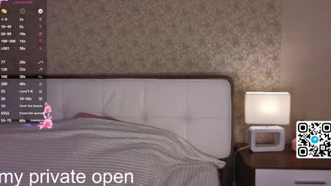 Alice online show from November 15, 3:13 pm