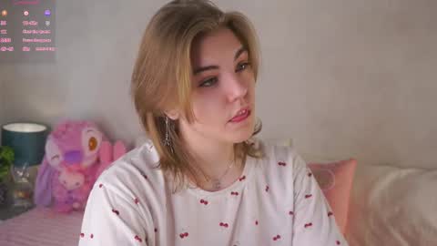 AnishaVivo online show from March 10, 1:15 pm