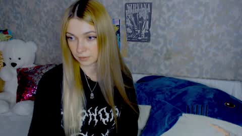 Snapshot of anita_moon_ chatting on December 9, 12:45 am anita_moon_ online show from December 9, 12:45 am