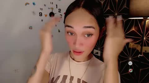 anita online show from December 8, 3:43 am