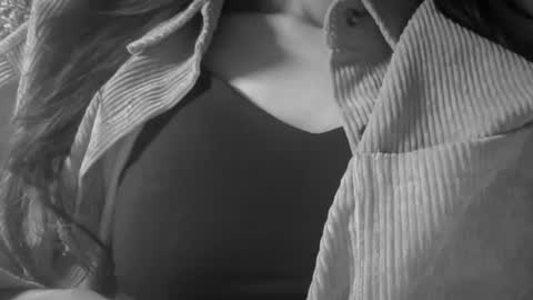 Anje online show from December 15, 4:37 pm