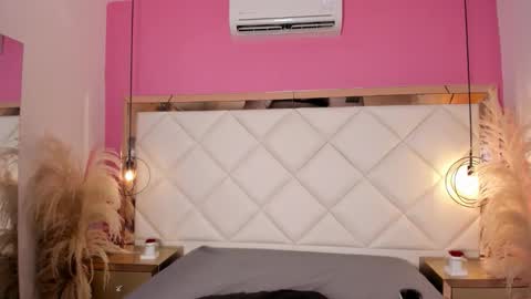 Anjele  online show from December 16, 7:20 pm