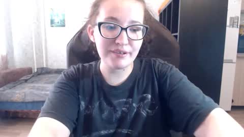 Snapshot of ankey_rayah chatting on September 9, 8:14 am Nameless online show from September 9, 8:14 am