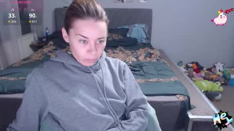 Anadirectgirl online show from September 27, 7:37 am