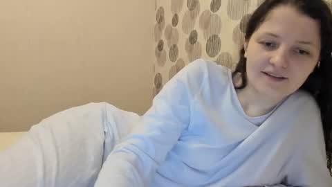 annaahcharm online show from April 9, 1:27 pm