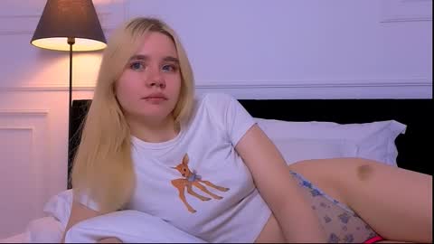 AnnaBelle online show from November 30, 2:38 am