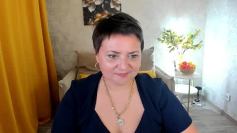annacorlane online show from May 2, 4:27 am