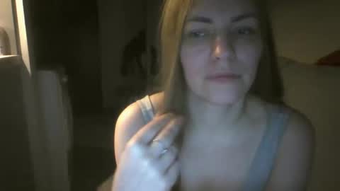 annadiamond1 online show from February 8, 12:25 am