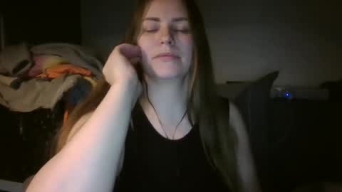 Snapshot of annadiamond1 chatting on December 3, 9:34 pm annadiamond1 online show from December 3, 9:34 pm