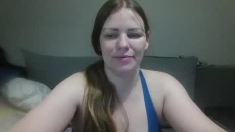 Snapshot of annadiamond1 chatting on December 27, 11:17 am annadiamond1 online show from December 27, 11:17 am