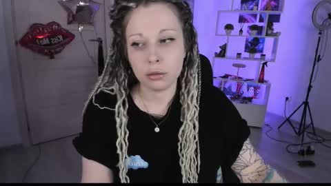 Anna online show from October 4, 5:50 pm