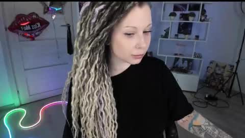 Anna online show from February 27, 7:35 pm