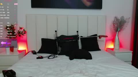 AnnaRos online show from November 13, 6:40 pm