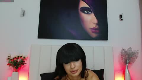 Snapshot of annaros_ chatting on December 14, 5:58 pm AnnaRos online show from December 14, 5:58 pm