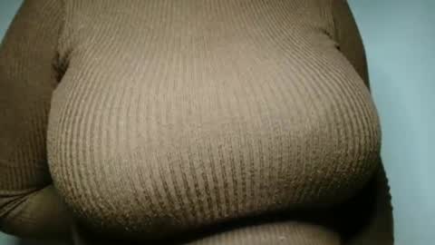 Bella online show from April 2, 4:37 pm