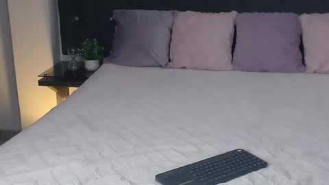 Anne  online show from October 21, 7:23 am