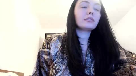 Annie online show from March 1, 5:23 pm