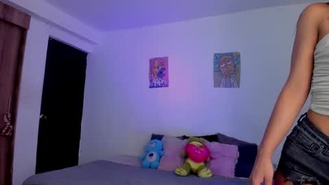 AnnieBlu3 online show from February 15, 4:23 pm