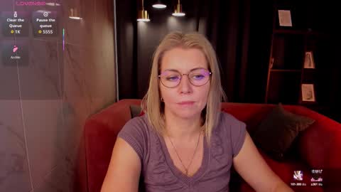 Annie online show from September 24, 6:01 am