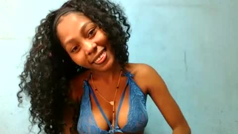 annistella online show from July 13, 10:10 pm