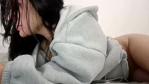 Snapshot of annrousse chatting on September 19, 3:38 am annrousse online show from September 19, 3:38 am