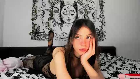 Ana online show from November 4, 10:15 pm