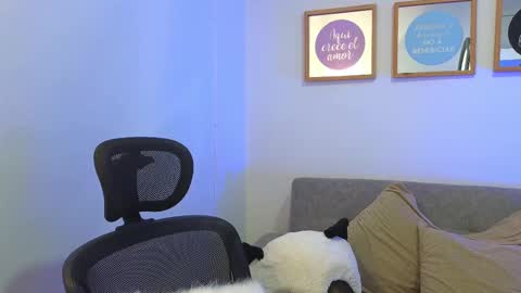 ANNY LOUIS online show from October 3, 7:30 pm