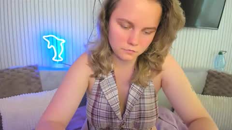 anny_love_you online show from October 13, 1:03 pm