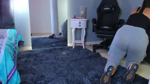 Anny  online show from January 14, 3:28 pm