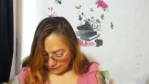 anthonela_mature_ online show from January 15, 8:59 pm