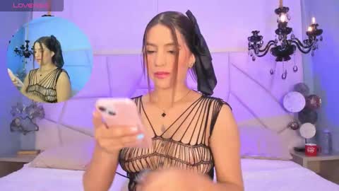 anthonelaDuque online show from February 28, 12:37 pm