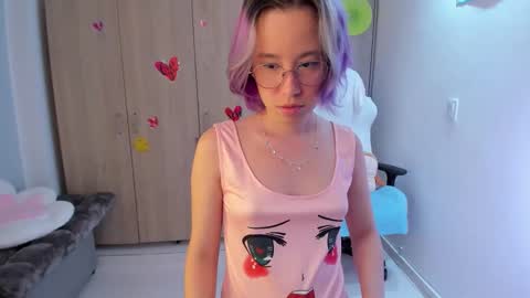Snapshot of anto_sweet18 chatting on September 15, 10:06 pm My birthday is on december 2nd surprise me with a gift from my amazonlist online show from September 15, 10:06 pm