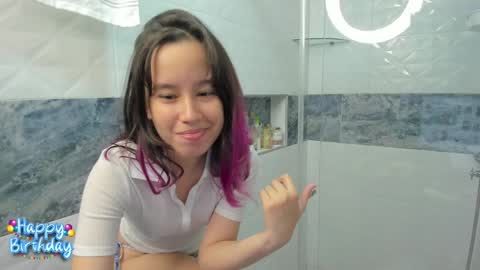 Snapshot of anto_sweet18 chatting on December 2, 6:30 pm My birthday is on december 2nd surprise me with a gift from my amazonlist online show from December 2, 6:30 pm