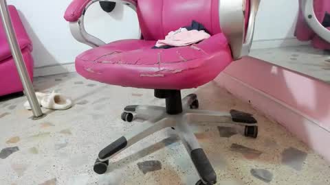 ANTONELLA online show from February 26, 5:45 pm