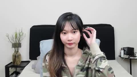 Aina online show from December 22, 11:52 pm