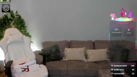 Anya online show from October 2, 1:49 pm