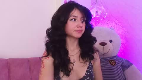   online show from October 29, 12:42 pm