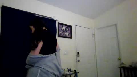 Snapshot of aprilanna chatting on January 21, 4:32 am AnnaApril420 online show from January 21, 4:32 am