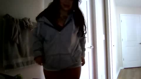 Snapshot of aprilanna chatting on March 8, 7:29 pm AnnaApril420 online show from March 8, 7:29 pm