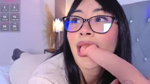 Cris online show from February 4, 12:41 pm