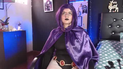 lucy online show from December 24, 5:44 pm