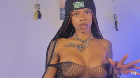 Snapshot of aprillebony chatting on October 9, 10:36 pm APRIL online show from October 9, 10:36 pm