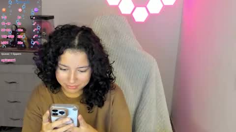 aqua emilly online show from November 13, 12:53 am