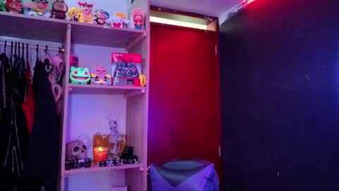 Carolain online show from March 14, 5:52 am